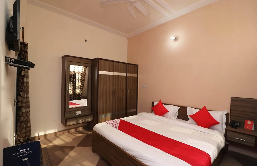 Oyo 23246 Mann Bed And Breakfast-1
